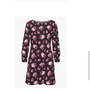 New Aritzia Sunday Best Cherise Dress